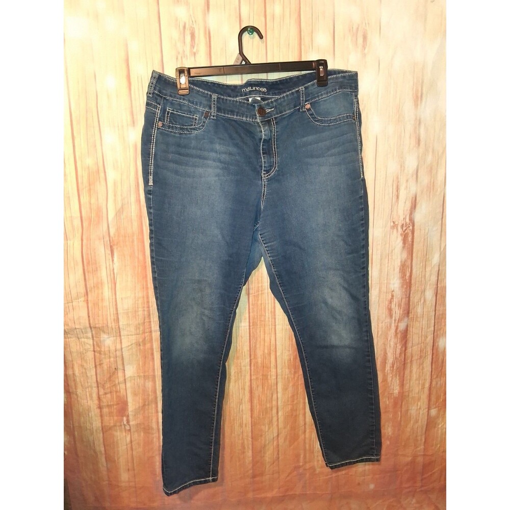 Maurices Medium Denim Taper Jeans Sz 22